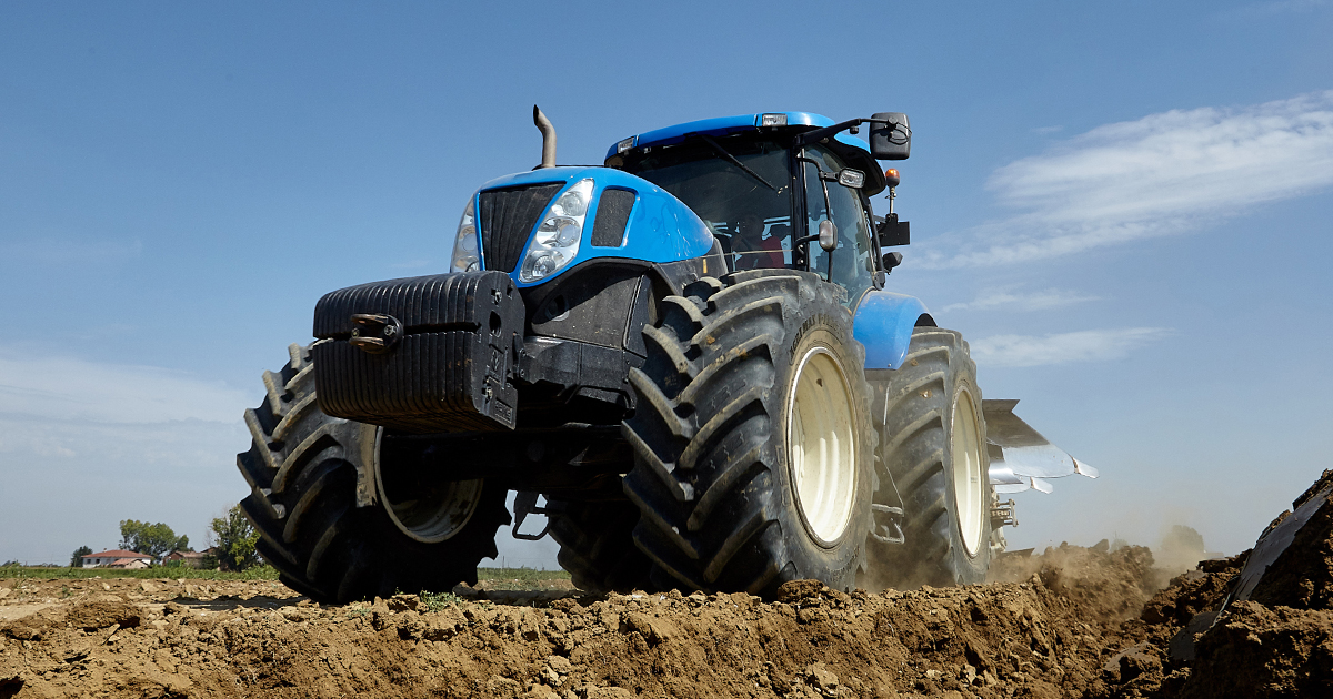 How Do Agricultural Tires Self-Clean, and How Does It Help?
