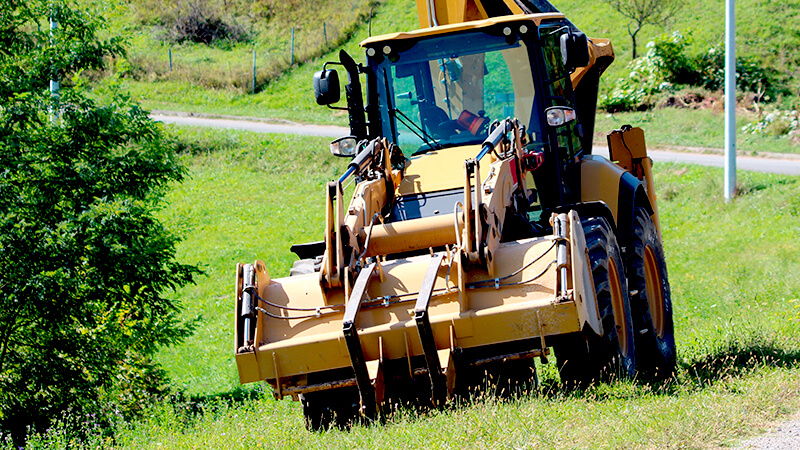 O trator na agricultura moderna e construção