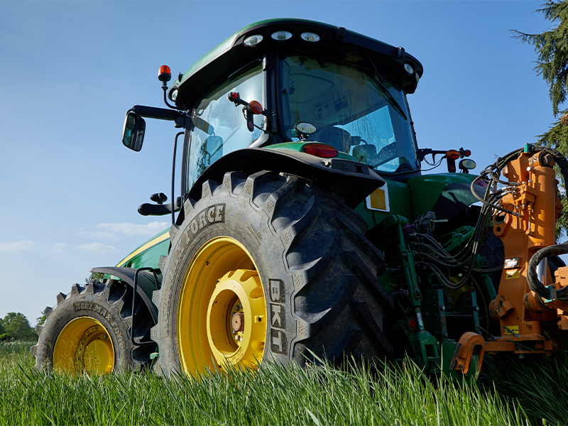 Agricultura: Una Guía Completa de los Mejores Neumáticos para cada Terreno 1