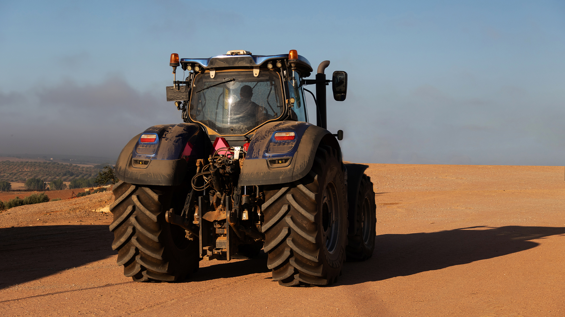 I Migliori Pneumatici Agricoli Per l'Estate e i Terreni Asciutti