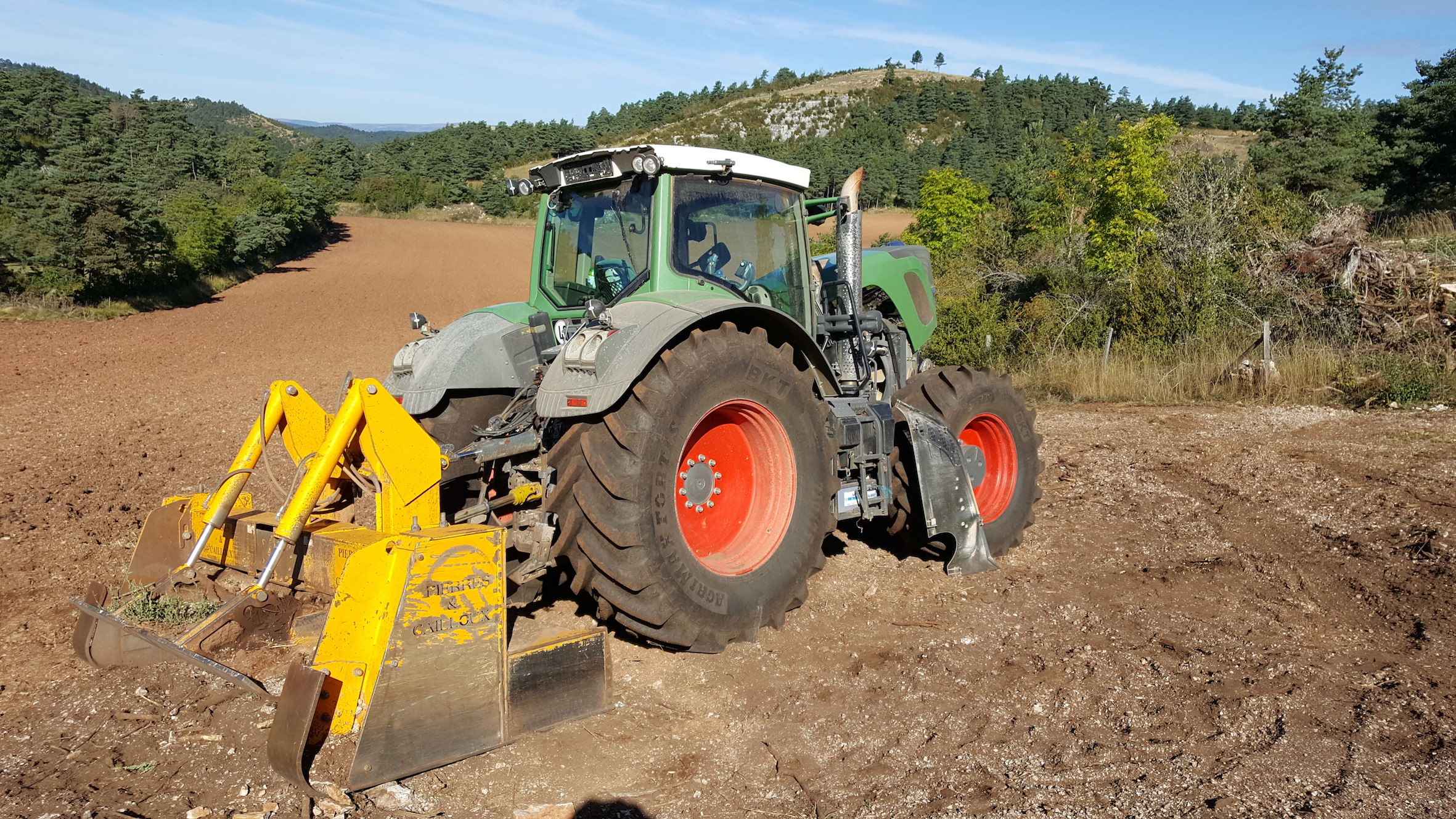 Seven times more resistant than regular tires: AGRIMAX FORTIS 2