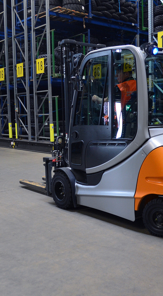 BKT high-performance tire range for forklifts 1