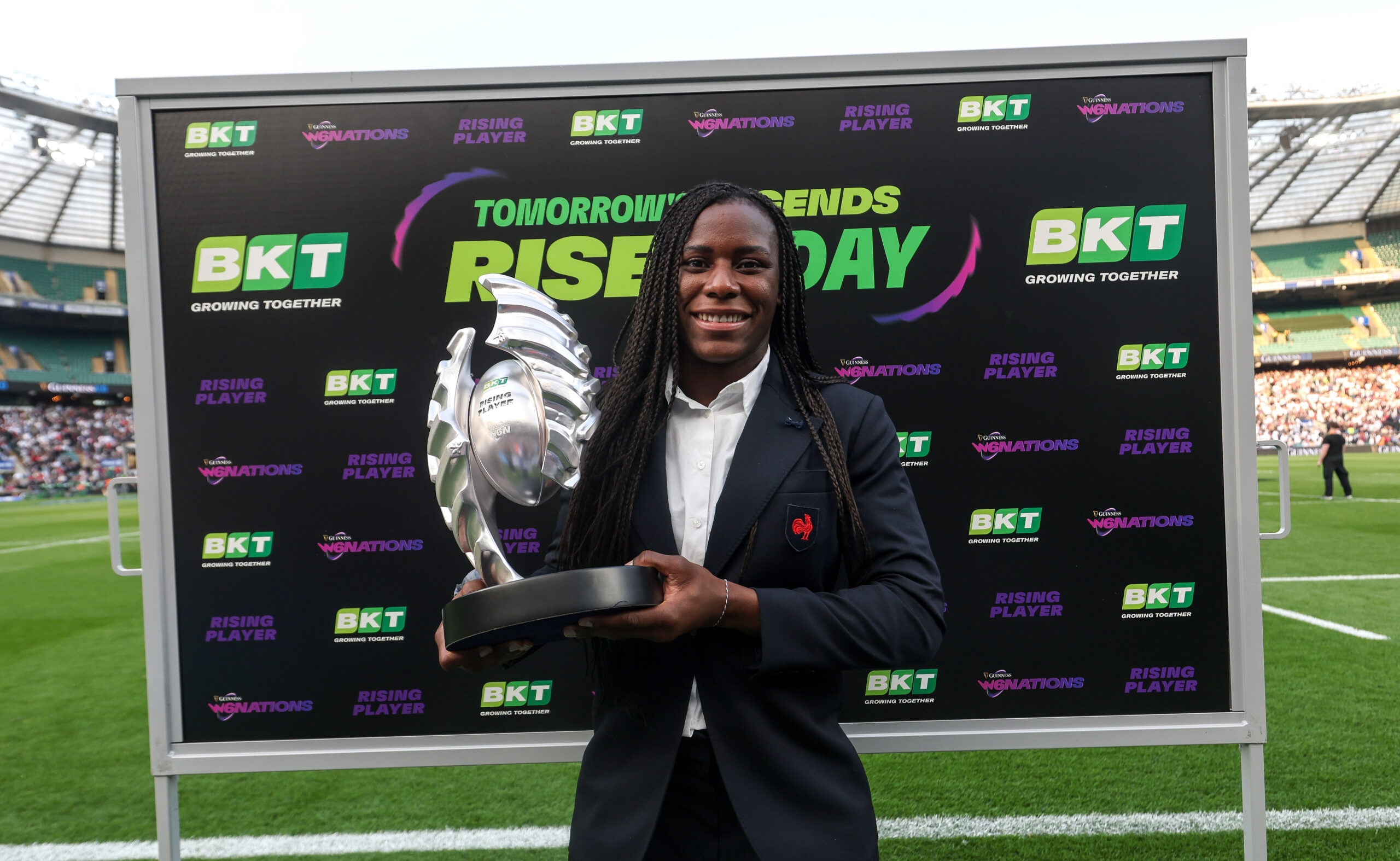 SÉRAPHINE OKEMBA IS THE BKT RISING PLAYER OF THE WOMEN’S SIX NATIONS